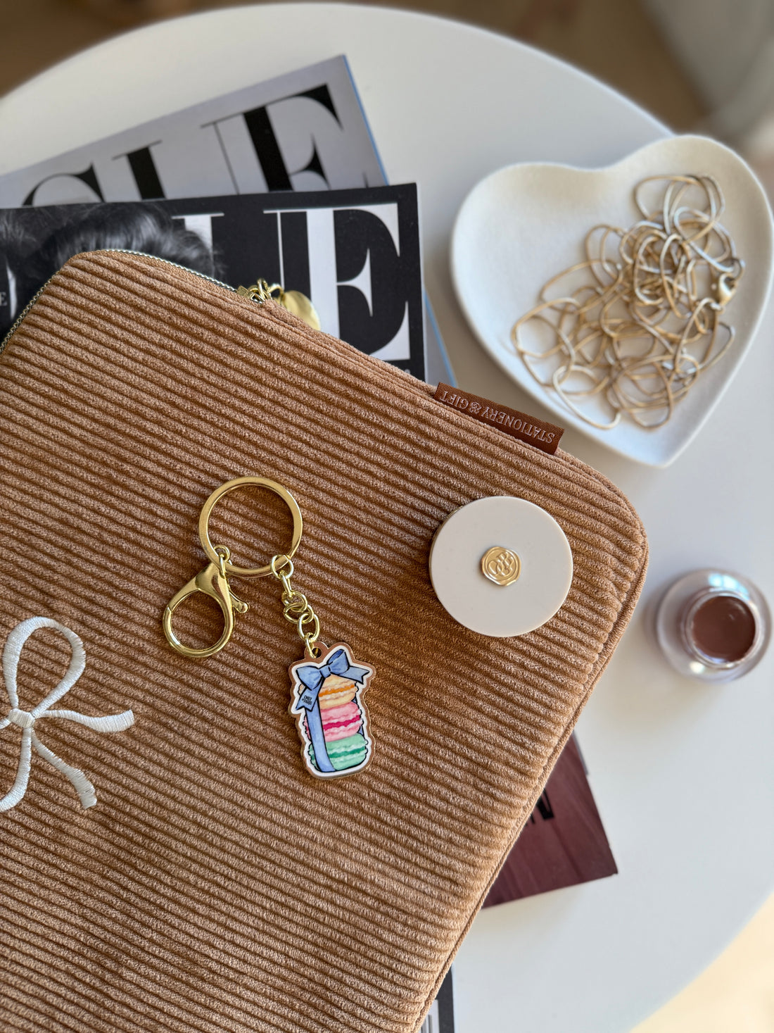 Emily in Paris | Keychain Macaron