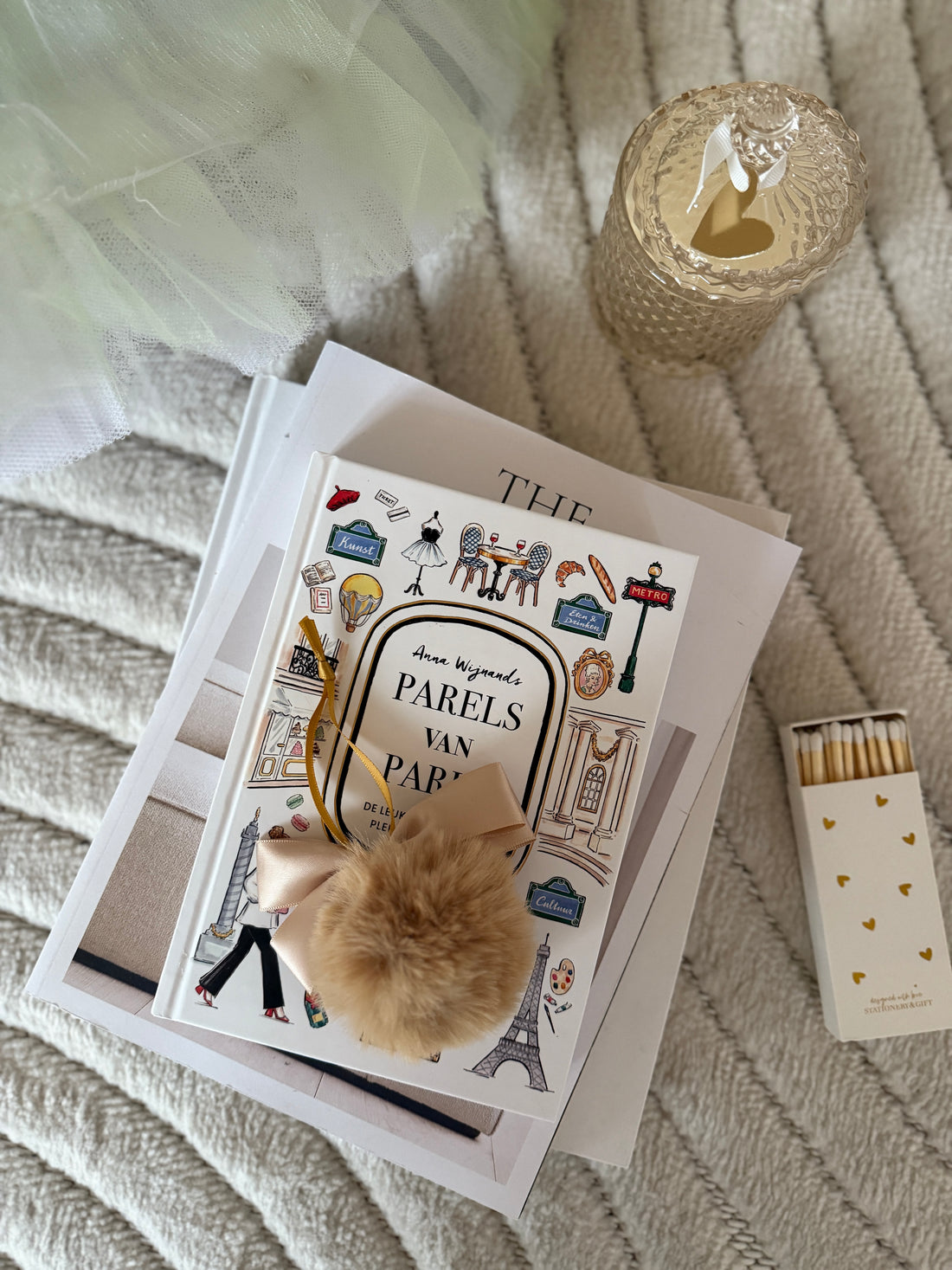 Sleutelhanger | Fluffy Bal & Strik Zwart