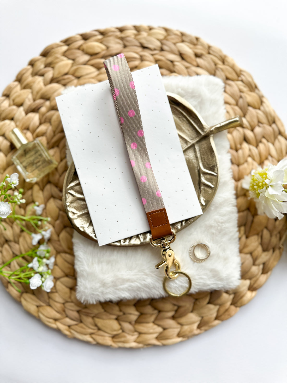 Keycord | Sage green & Pink Dots