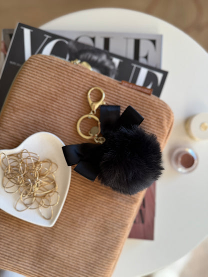 Sleutelhanger | Fluffy Bal &amp; Strik Zwart