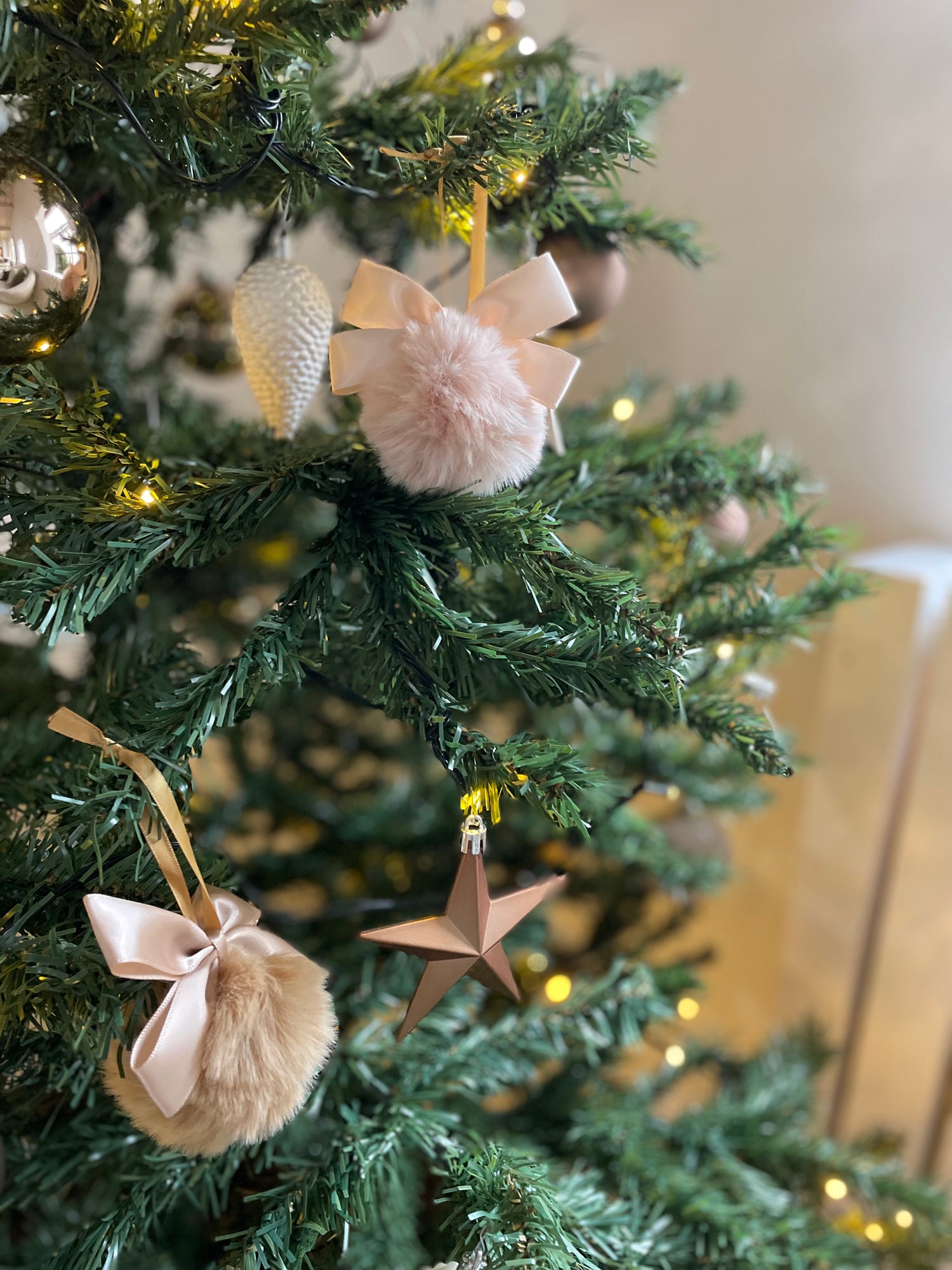 Fluffy Kerstbal | Beige
