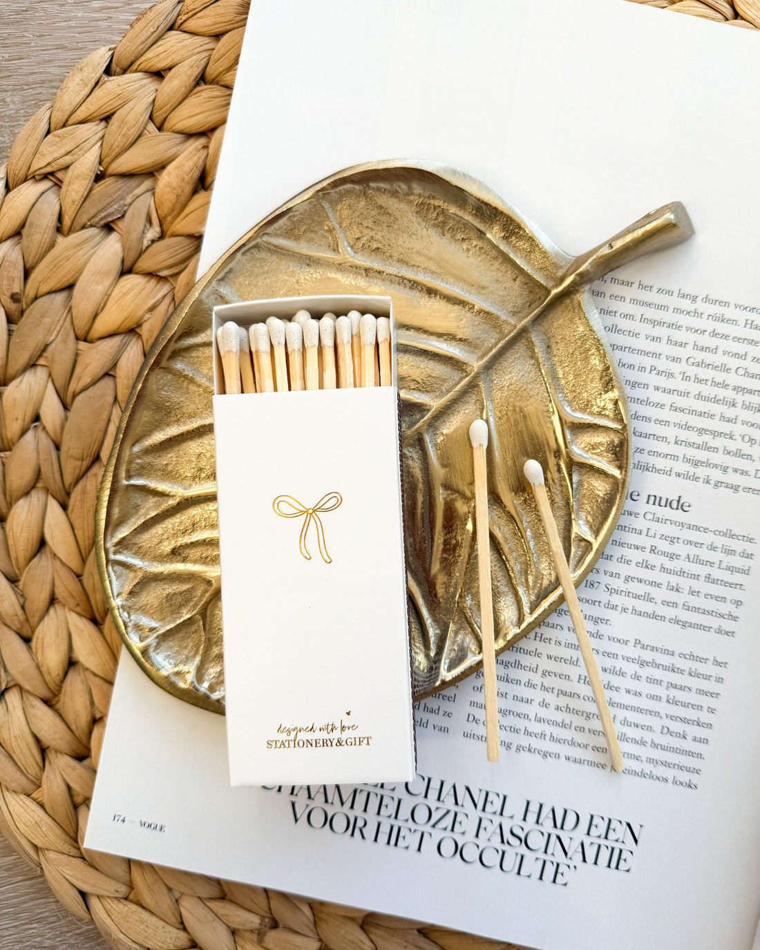 Lucifer Wit Goud Strik - Stationery &amp; Gift