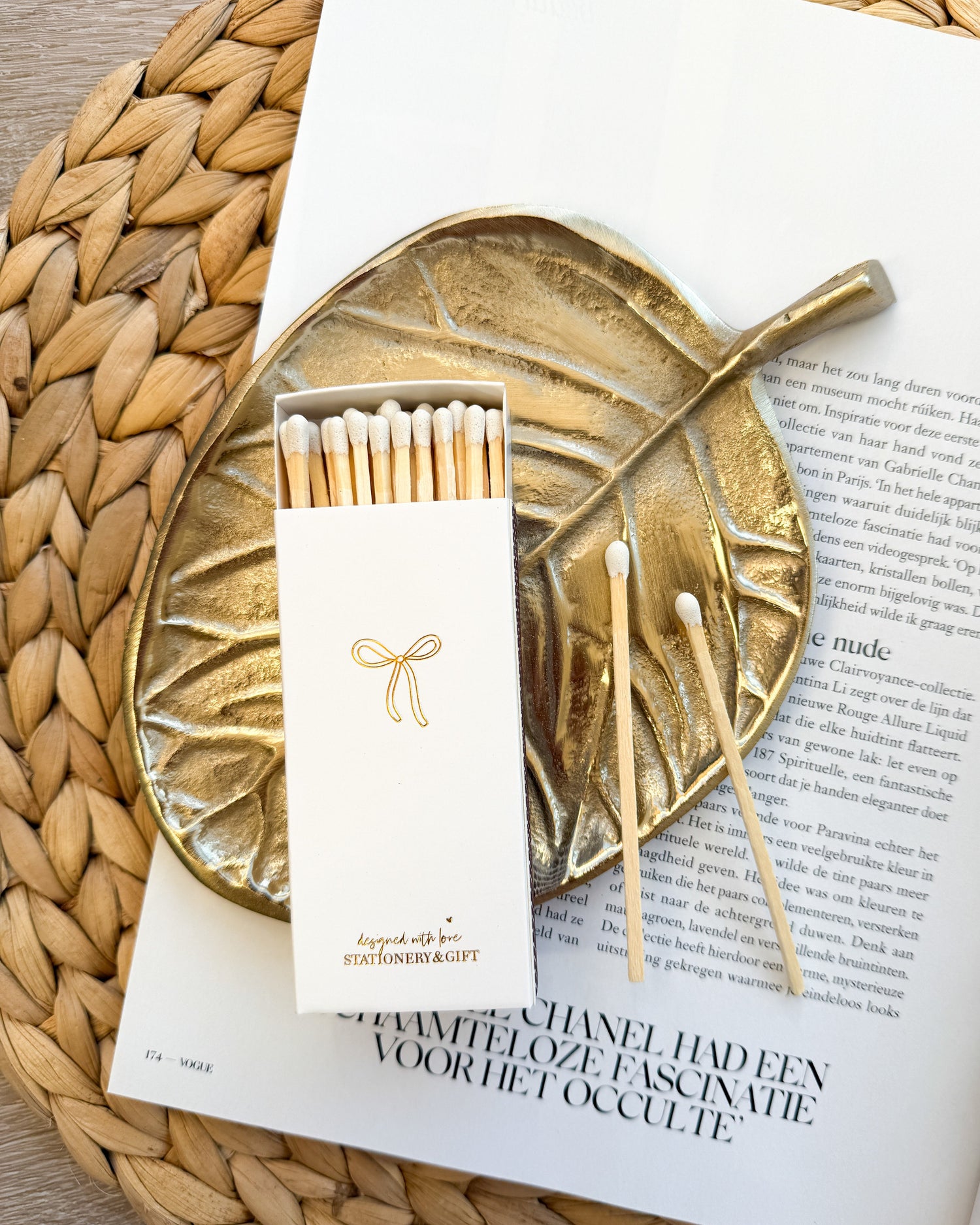 Lucifer Wit Goud Strik - Stationery &amp; Gift