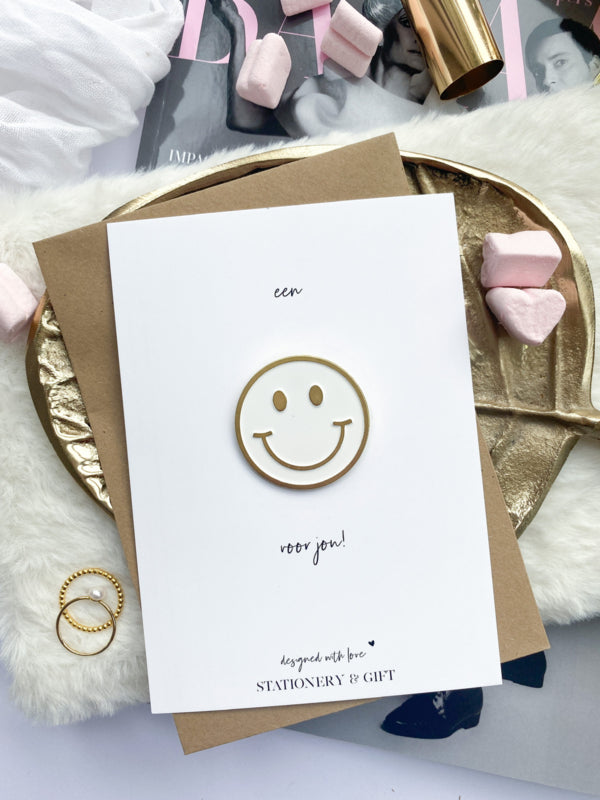 Greeting Card with Pin | A Happy face for you! | White (with envelope!)