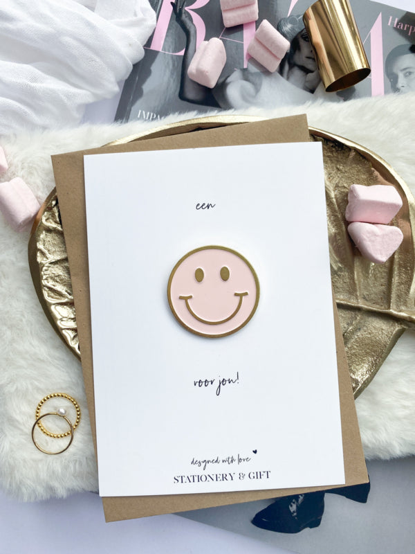 Greeting Card with Pin | A Smile for you! | Pink (with envelope!)